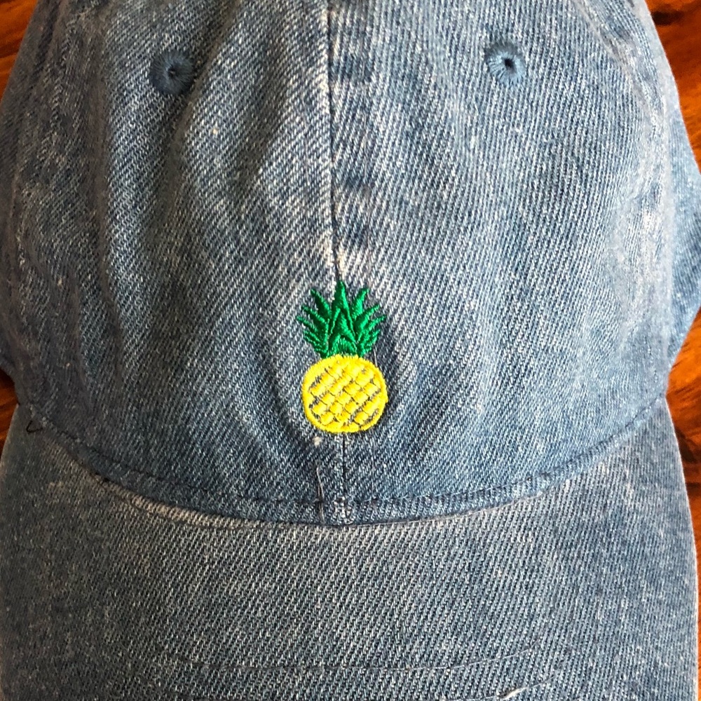 🌼NEW🌼 Pineapple Embroidered Denim Baseball Cap! - Picture 4 of 6